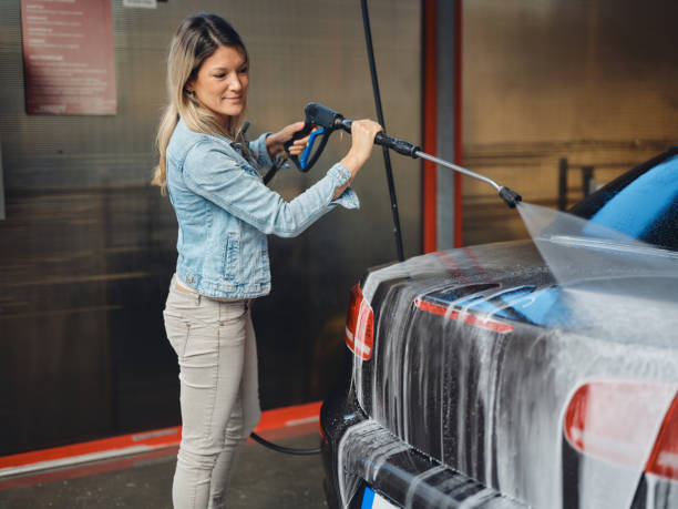 Best Affordable Pressure Washing  in Fountainebleau, FL