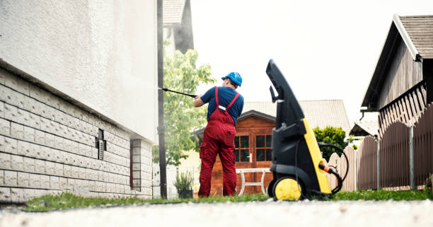Garage Pressure Washing in Fountainebleau, FL